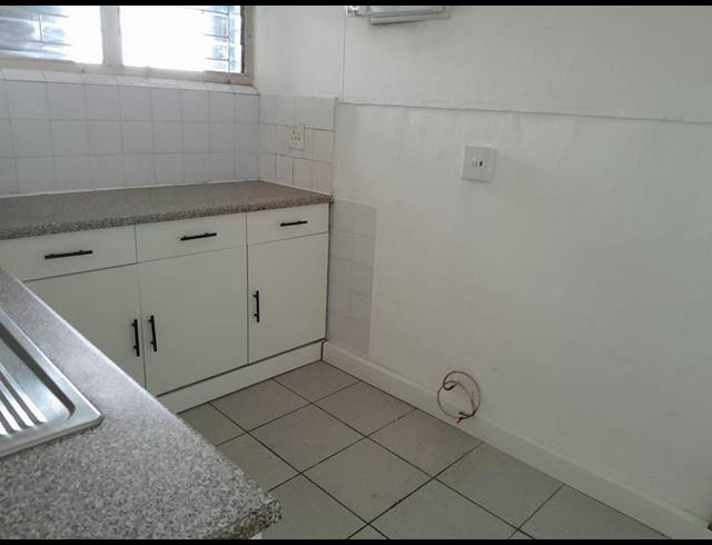 1 BEDROOM PROPERTY TO RENT IN NORTH BEACH